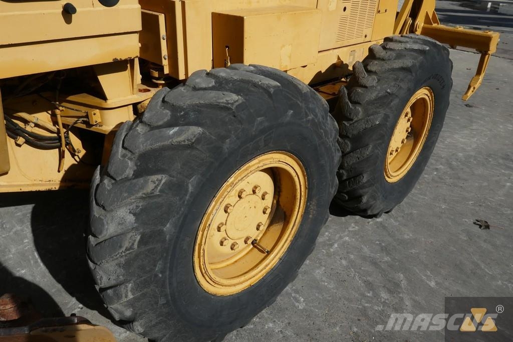 CAT 140H Graders