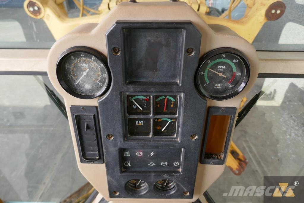 CAT 140H Грейдери