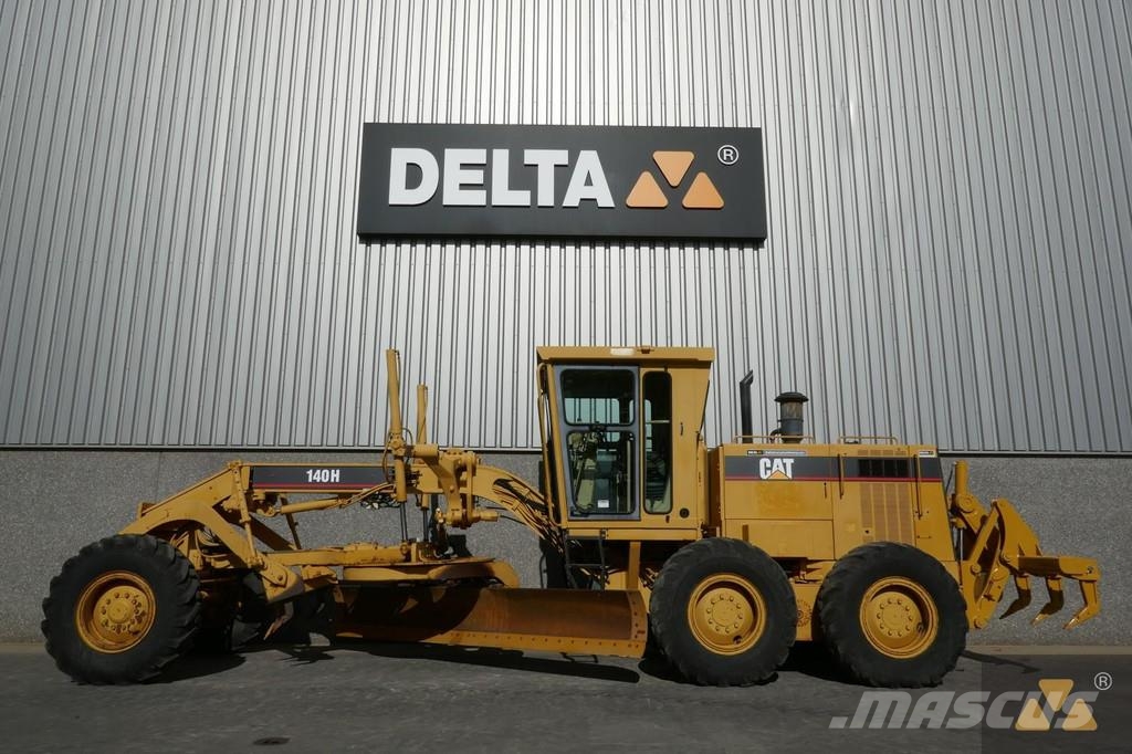 CAT 140H Graders