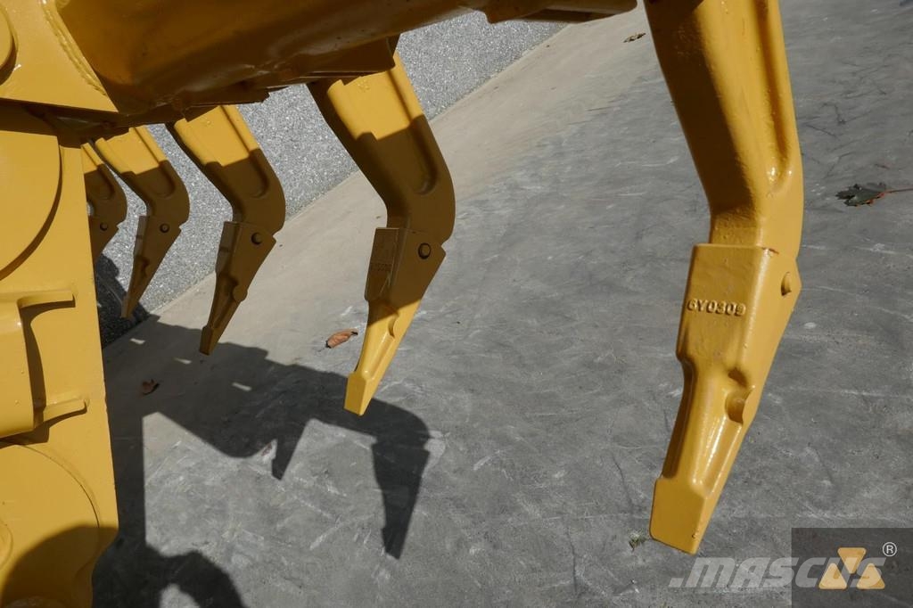 CAT 140H Graders