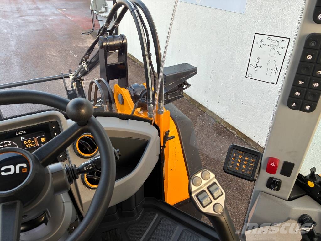 JCB 411 Wheel loaders