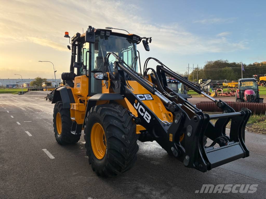 JCB 411 Wheel loaders