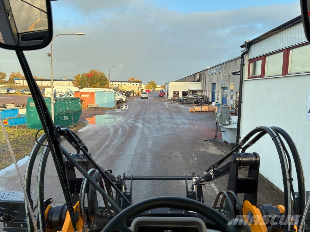 JCB 411 Wheel loaders