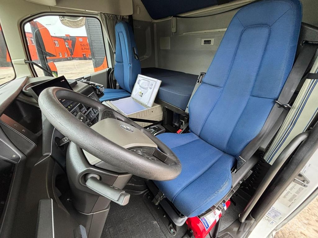 Volvo FH 500 6x2 GLOBE XL / RETARDER / DOUBLE BOGIE Traktorske jedinice