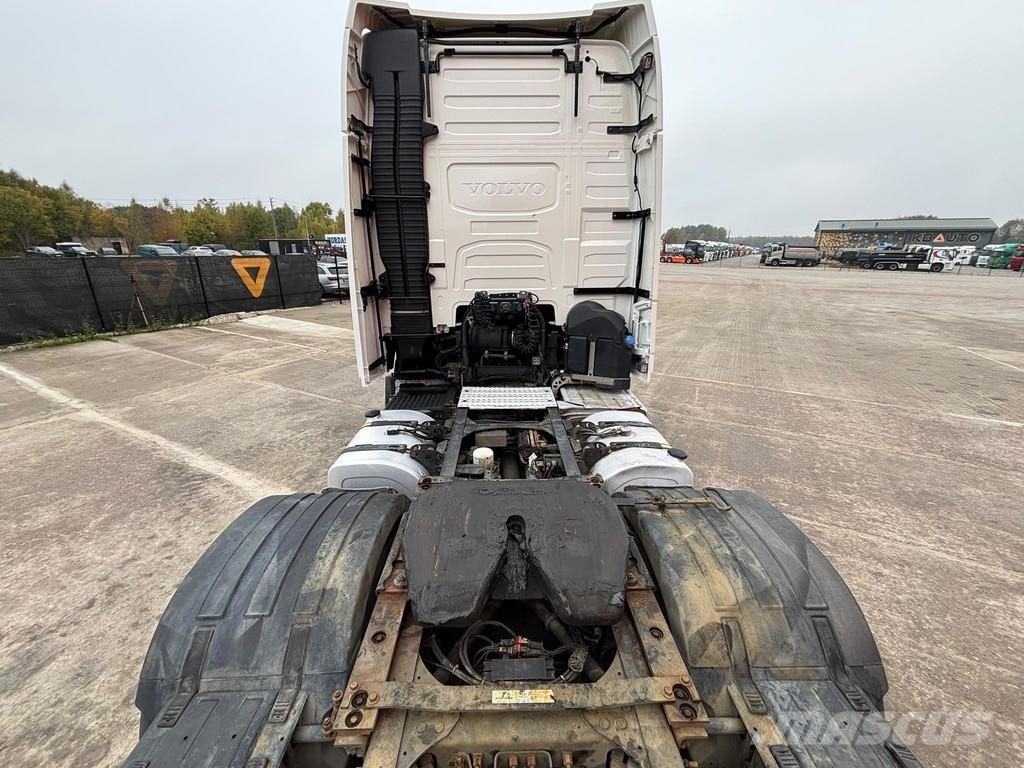 Volvo FH 500 6x2 GLOBE XL / RETARDER / DOUBLE BOGIE Traktorske jedinice