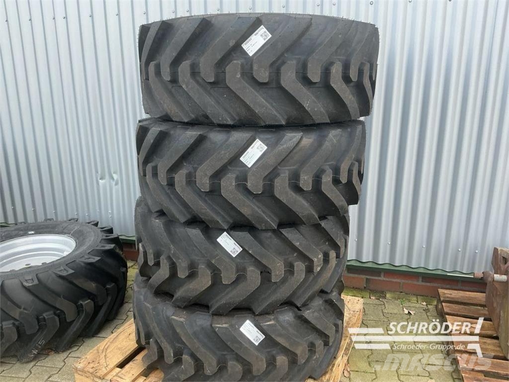 BKT 4X 400/70 R24 Pneumatiky, kolesá a ráfiky