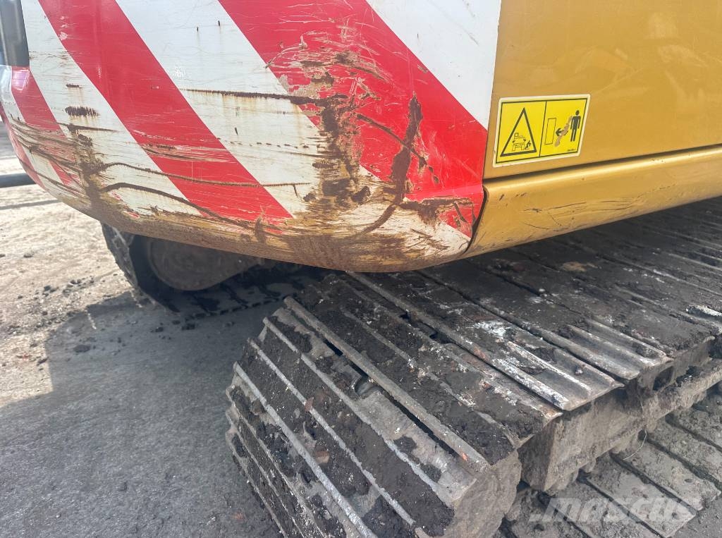 CAT 313 F LGC Escavatori cingolati