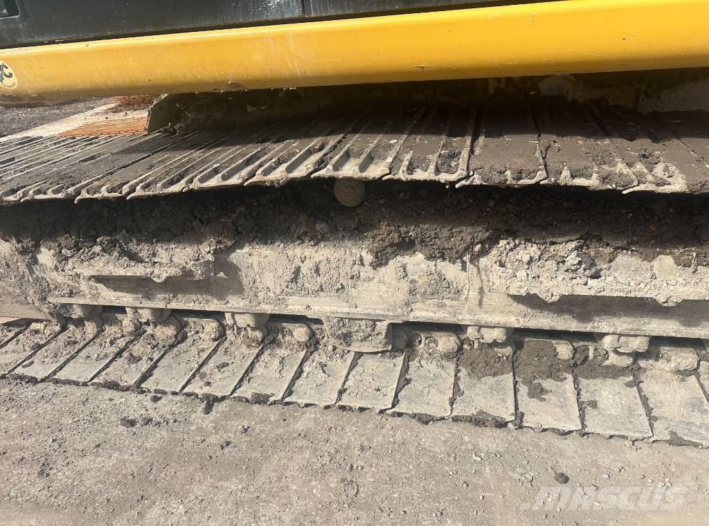 CAT 313 F LGC Escavatori cingolati