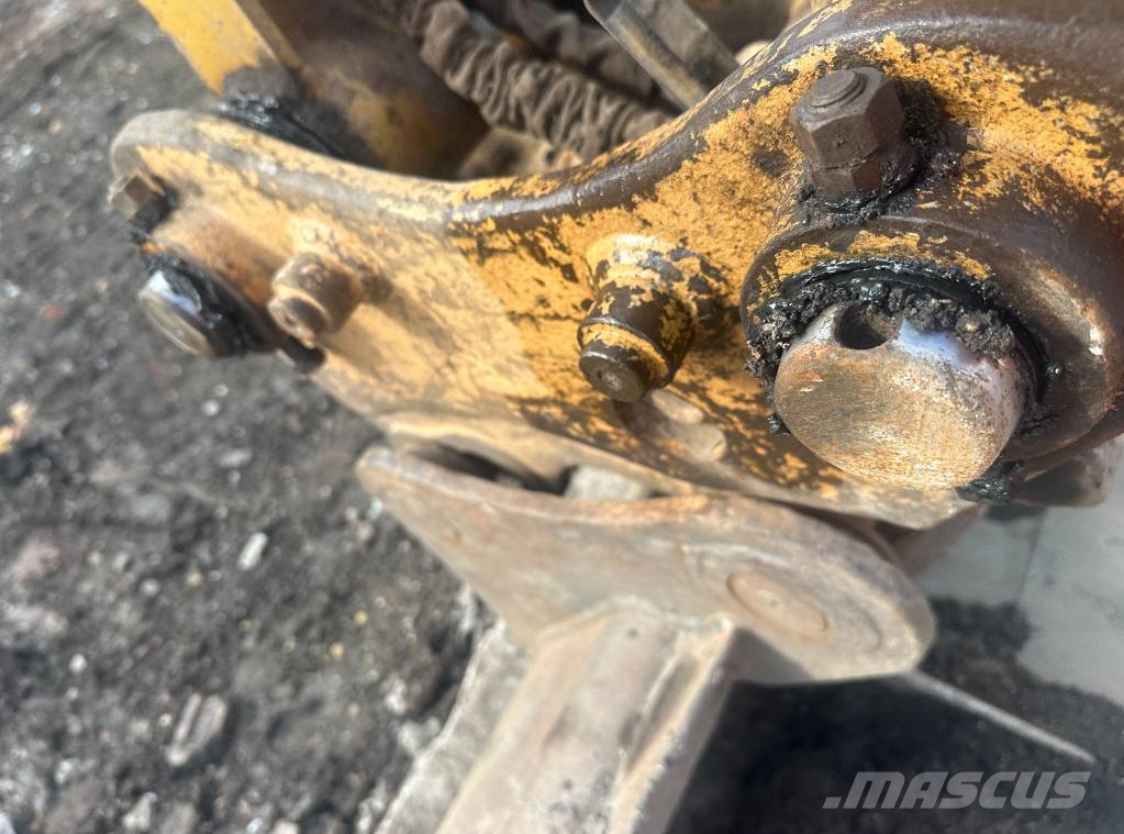 CAT 313 F LGC Escavatori cingolati