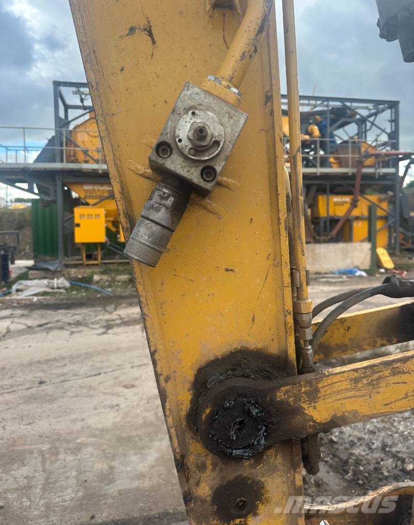 CAT 313 F LGC Escavatori cingolati