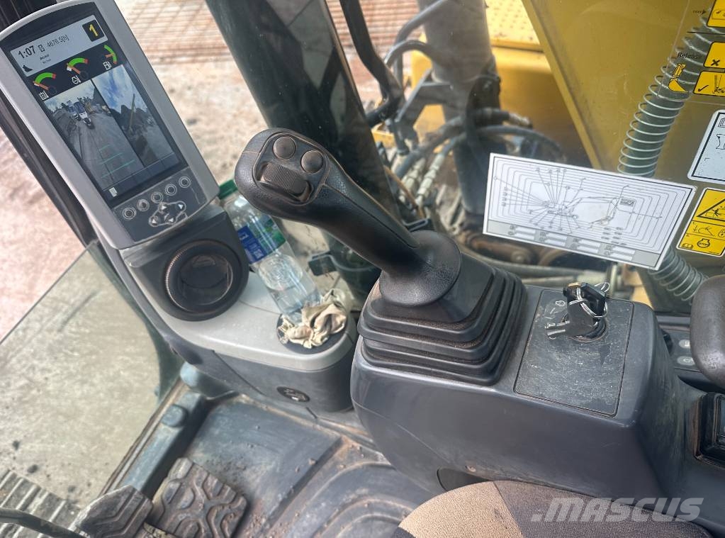 CAT 313 F LGC Escavatori cingolati
