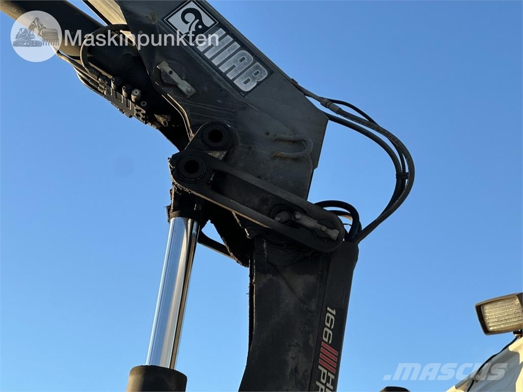 Volvo FM7 6X2 JMN شاحنات الرافعات