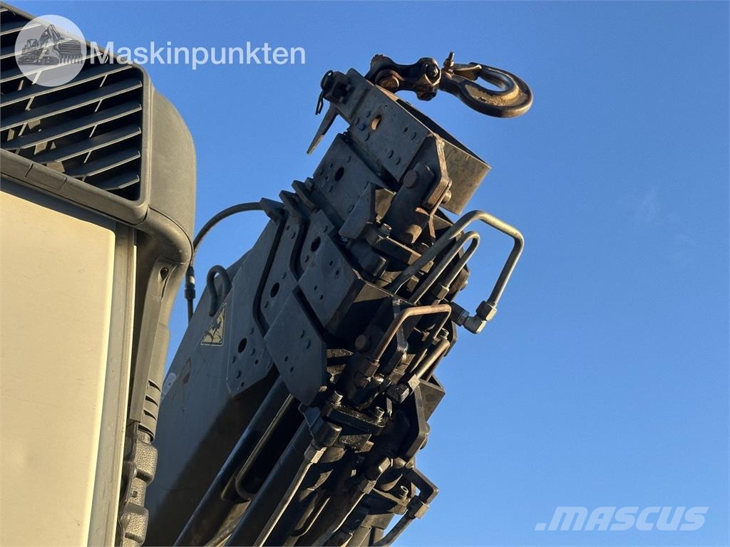 Volvo FM7 6X2 JMN شاحنات الرافعات