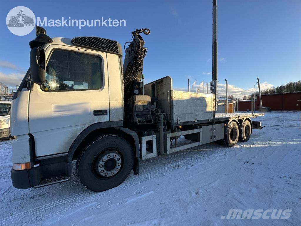 Volvo FM7 6X2 JMN شاحنات الرافعات