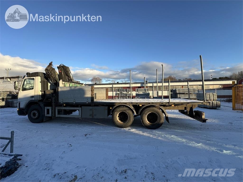 Volvo FM7 6X2 JMN شاحنات الرافعات