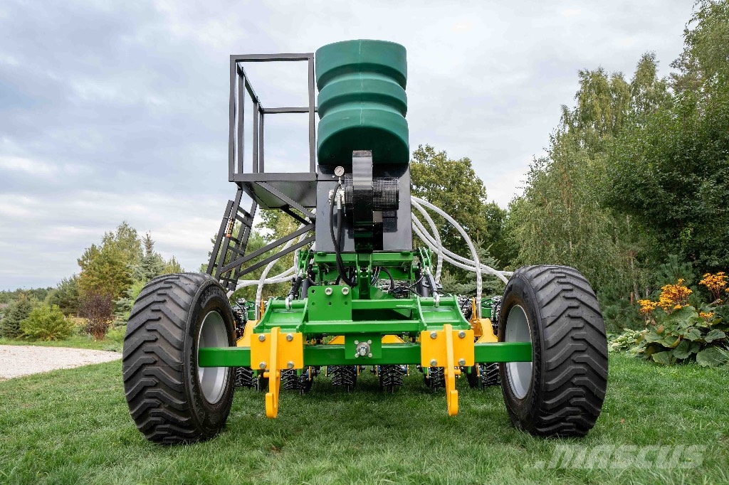 ATMP AGREGAT STRIP TILL UPRAWA PASOWA Otra maquinaria agrícola