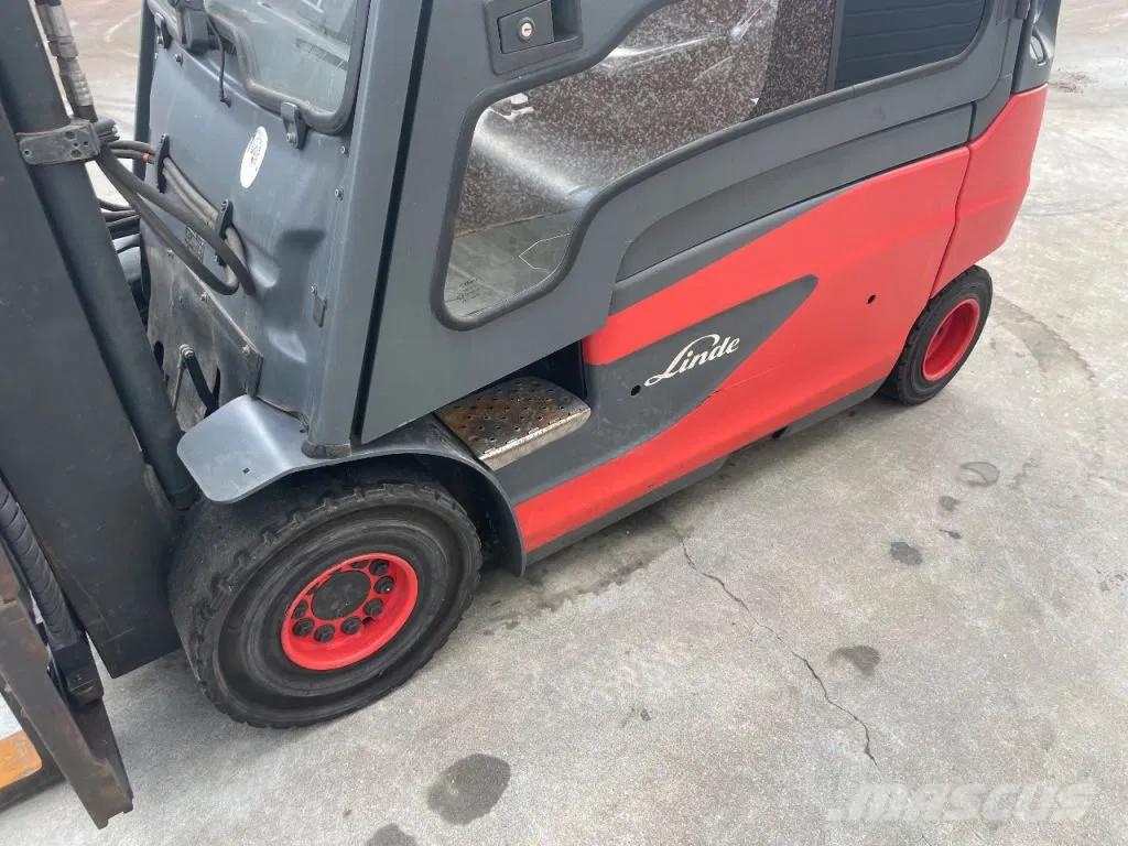 Linde E30 heftruck Sideshift en vorkenspreider 堆高機(叉車)-其他