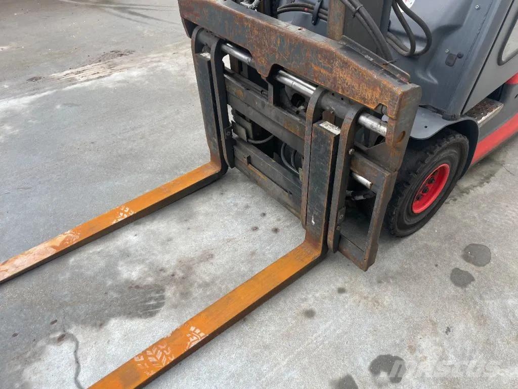 Linde E30 heftruck Sideshift en vorkenspreider 堆高機(叉車)-其他