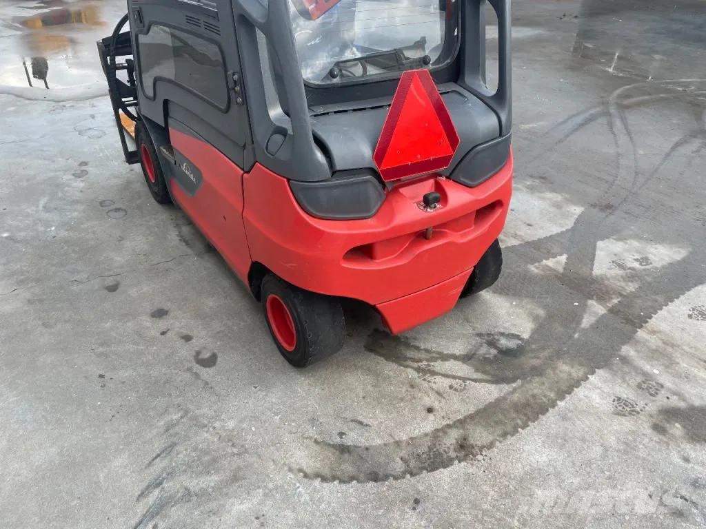 Linde E30 heftruck Sideshift en vorkenspreider 堆高機(叉車)-其他