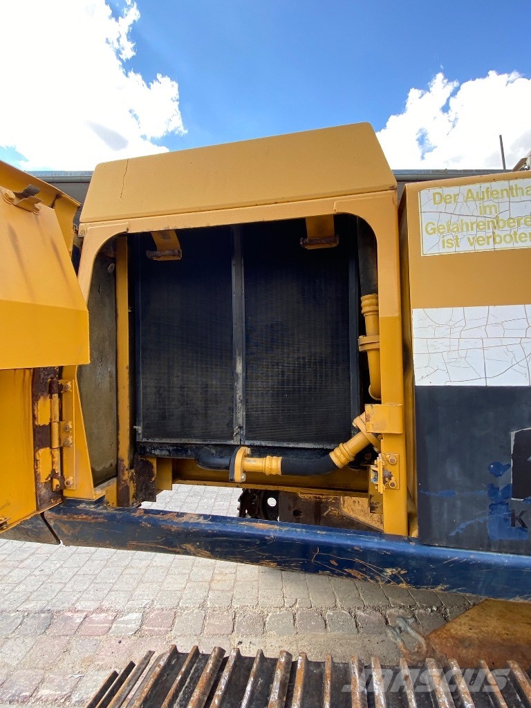 Komatsu PC210LC-5K Crawler excavators