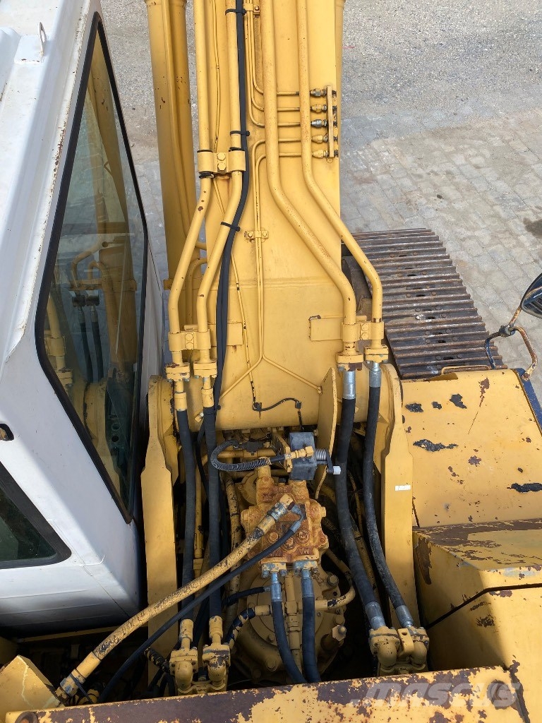 Komatsu PC210LC-5K Crawler excavators