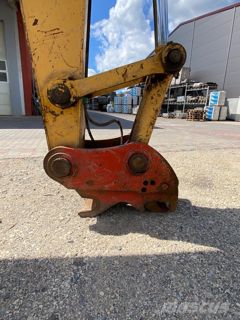 Komatsu PC210LC-5K Crawler excavators