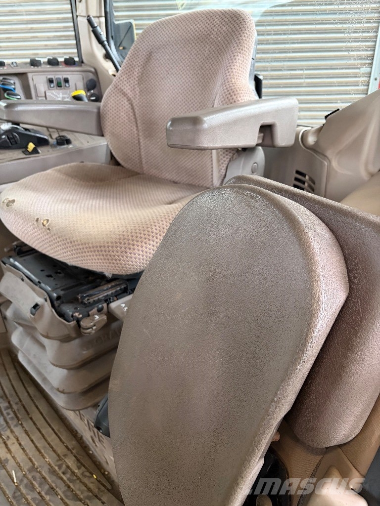 John Deere 6150 M Traktori