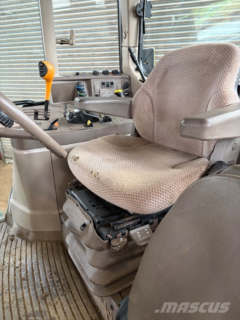 John Deere 6150 M Traktori
