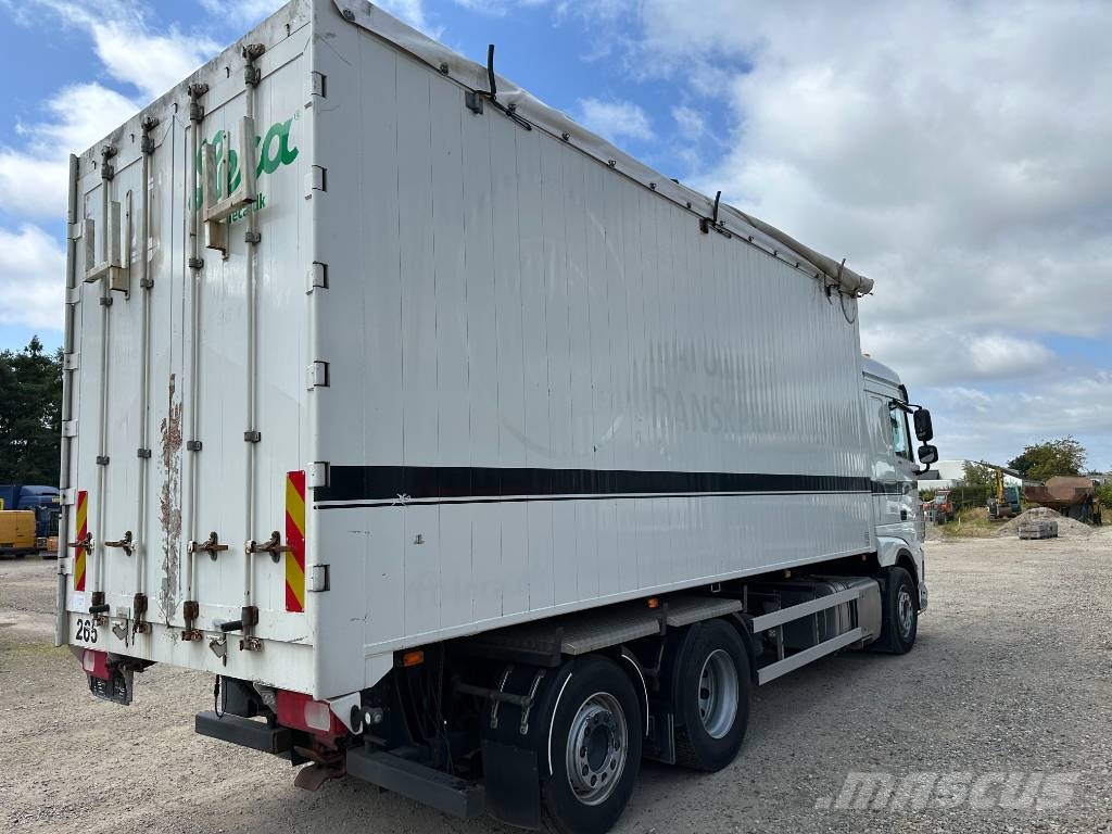 DAF XF 530 6x2 //Volume tipper 45m3// Kipper