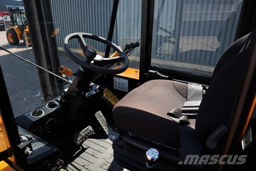 JCB 940-4 T4 Valid inspection, Diesel, 4x4 Drive, 3700 Empilhadores todo-terreno
