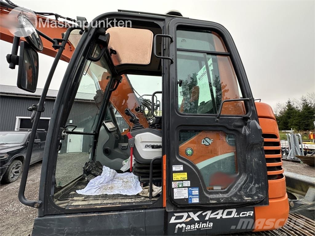 Doosan DX 140 LCR-5 Excavadoras sobre orugas