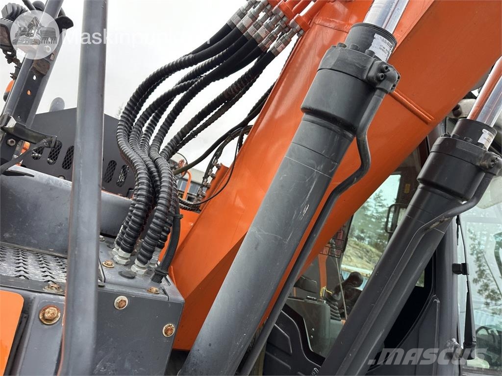 Doosan DX 140 LCR-5 Excavadoras sobre orugas