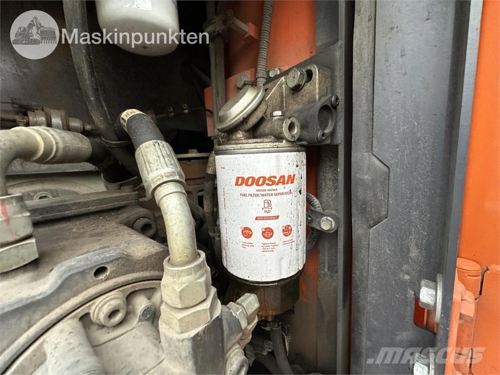 Doosan DX 140 LCR-5 Excavadoras sobre orugas