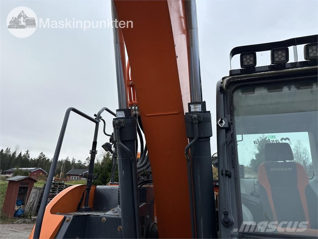 Doosan DX 140 LCR-5 Excavadoras sobre orugas
