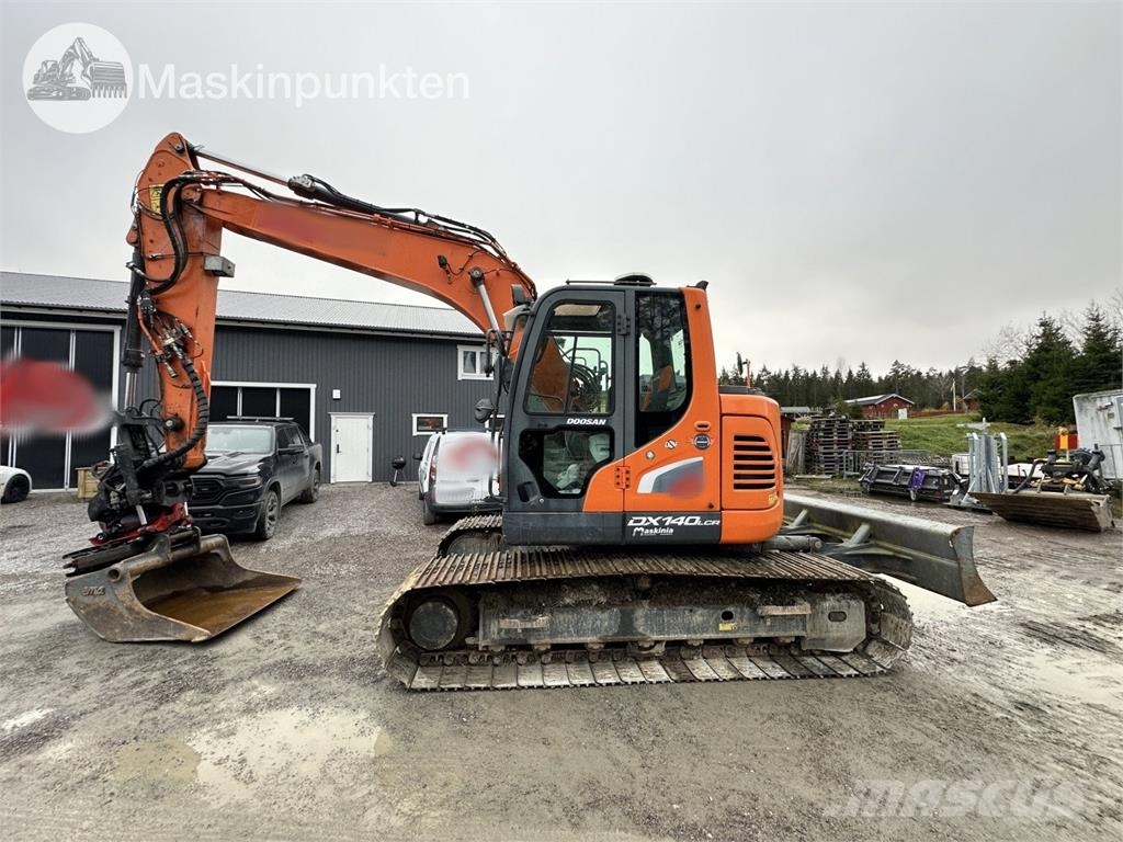 Doosan DX 140 LCR-5 Excavadoras sobre orugas