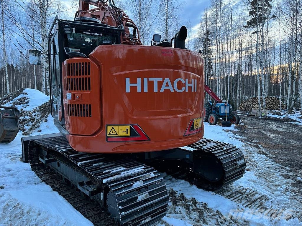 Hitachi ZX 135 US 履带挖掘机