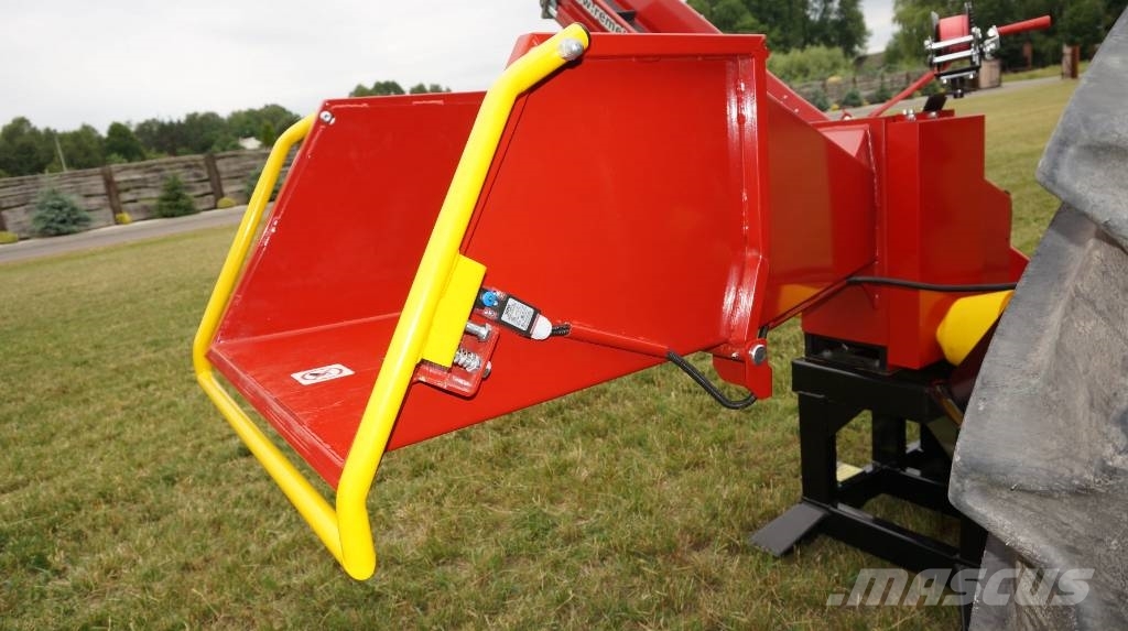 REMET RED DRAGON RP-120 PTO Koksnes šķeldotāji