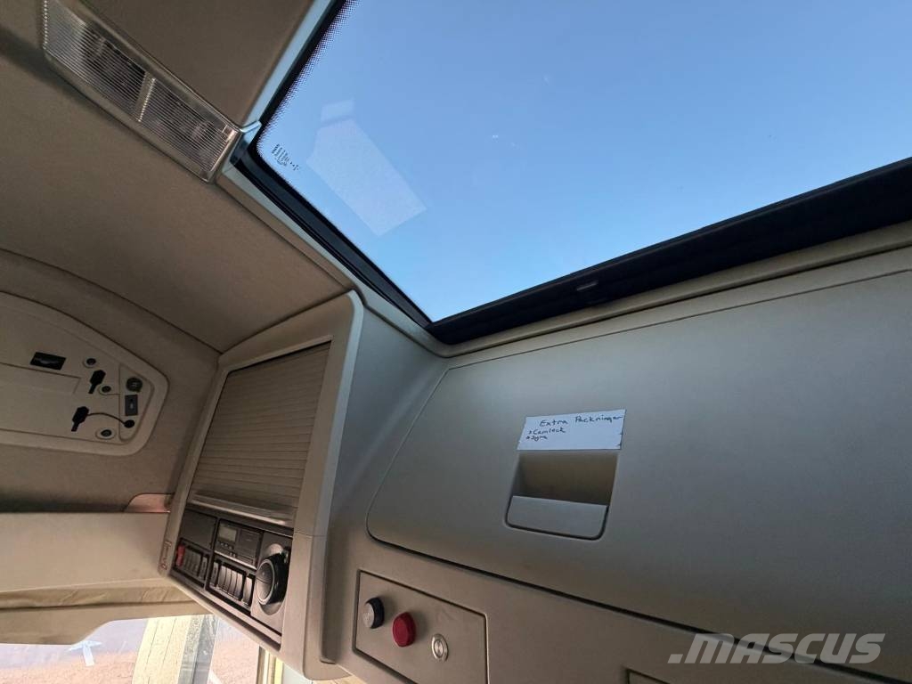 Volvo FH 8X4*4 Seria nr 3980 Šasija ar kabīni