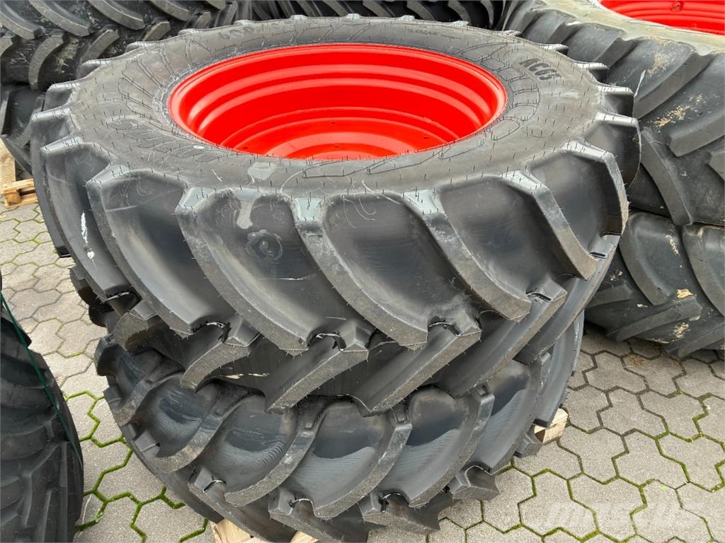 Mitas 2x 600/65R38 AC 65 Ostale poljoprivredne mašine