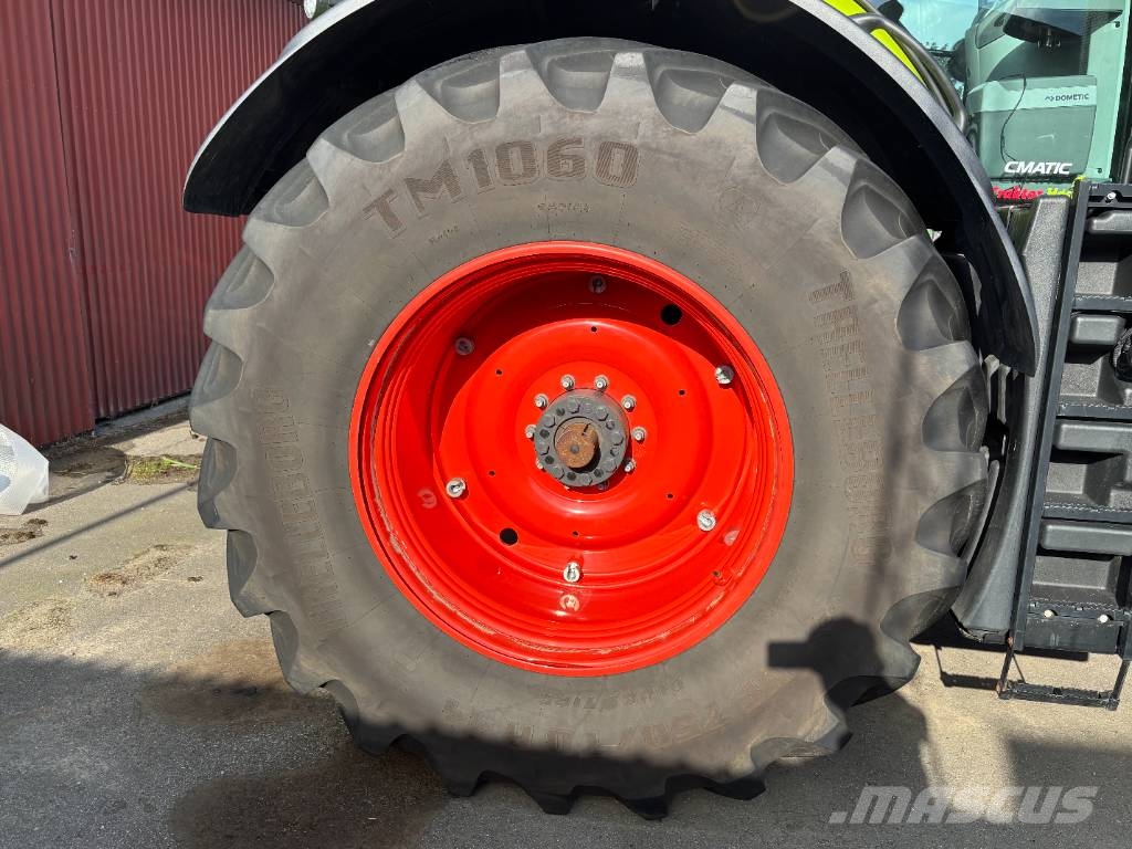 CLAAS Axion 930 Cmatic Traktoren