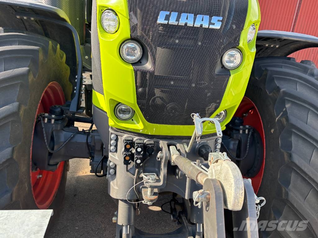 CLAAS Axion 930 Cmatic Traktoren
