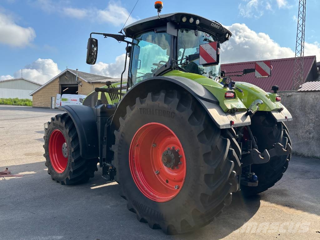 CLAAS Axion 930 Cmatic Traktoren
