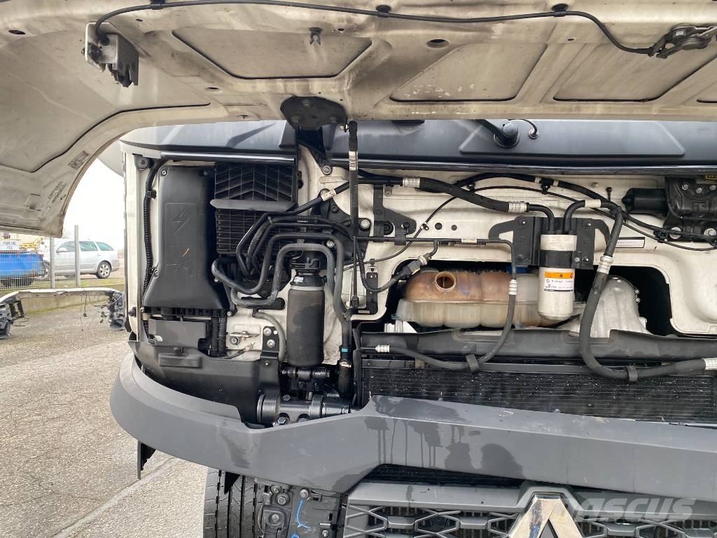 Renault T480 De13/Retarder 1er Main endommagé Sattelzugmaschinen