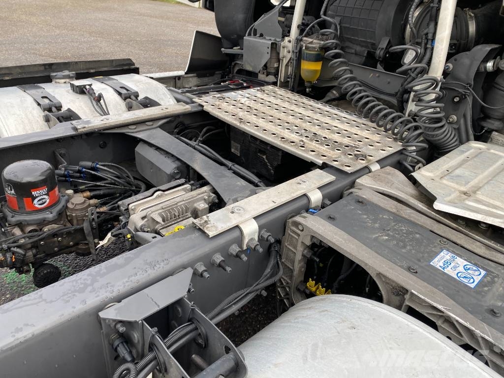 Renault T480 De13/Retarder 1er Main endommagé Sattelzugmaschinen
