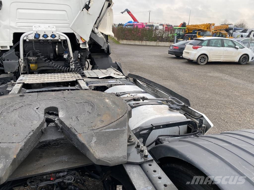 Renault T480 De13/Retarder 1er Main endommagé Sattelzugmaschinen