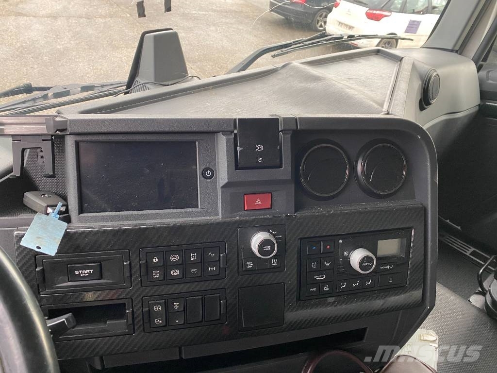 Renault T480 De13/Retarder 1er Main endommagé Sattelzugmaschinen