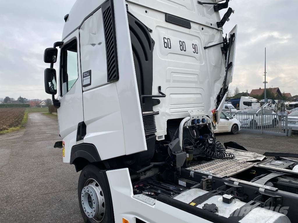 Renault T480 De13/Retarder 1er Main endommagé Sattelzugmaschinen