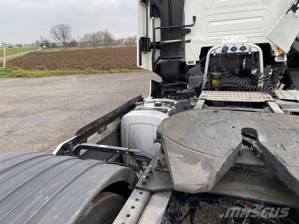 Renault T480 De13/Retarder 1er Main endommagé Sattelzugmaschinen