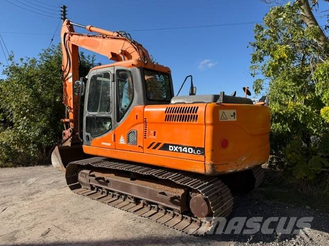 Doosan DX 140 LC Pelle sur chenilles