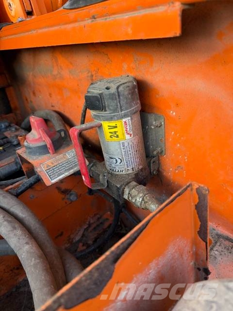 Doosan DX 140 LC Pelle sur chenilles